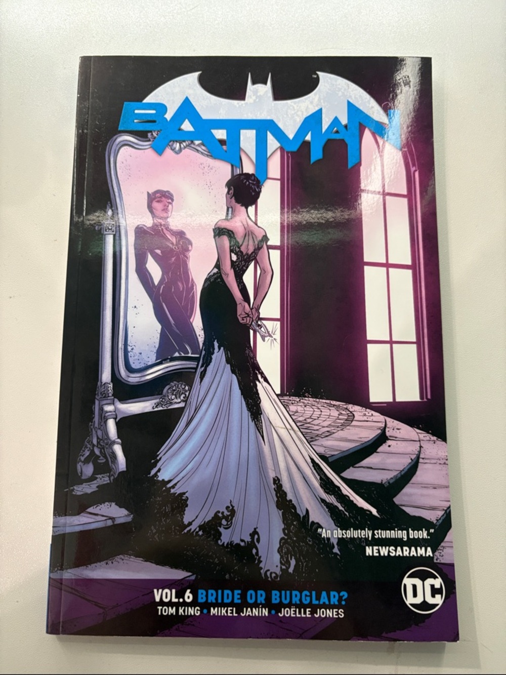 DC Batman Graphic Novel – Purple, Black & Blue Cover
